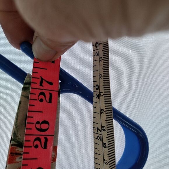 Sweet rain peekaboo top - Picture 8 of 8